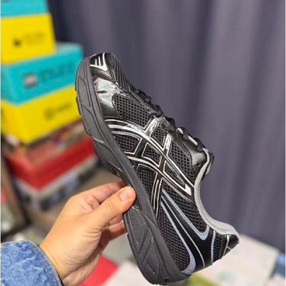 Asics Black and Silver Men’s Athletic Running Shoe Size11 main image 6